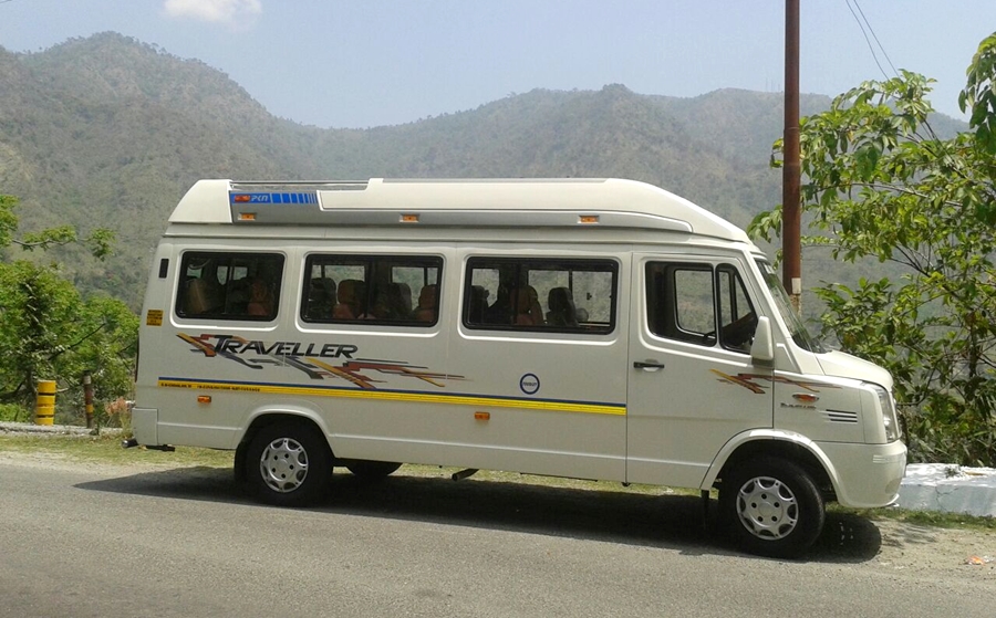 12 seater tempo traveller