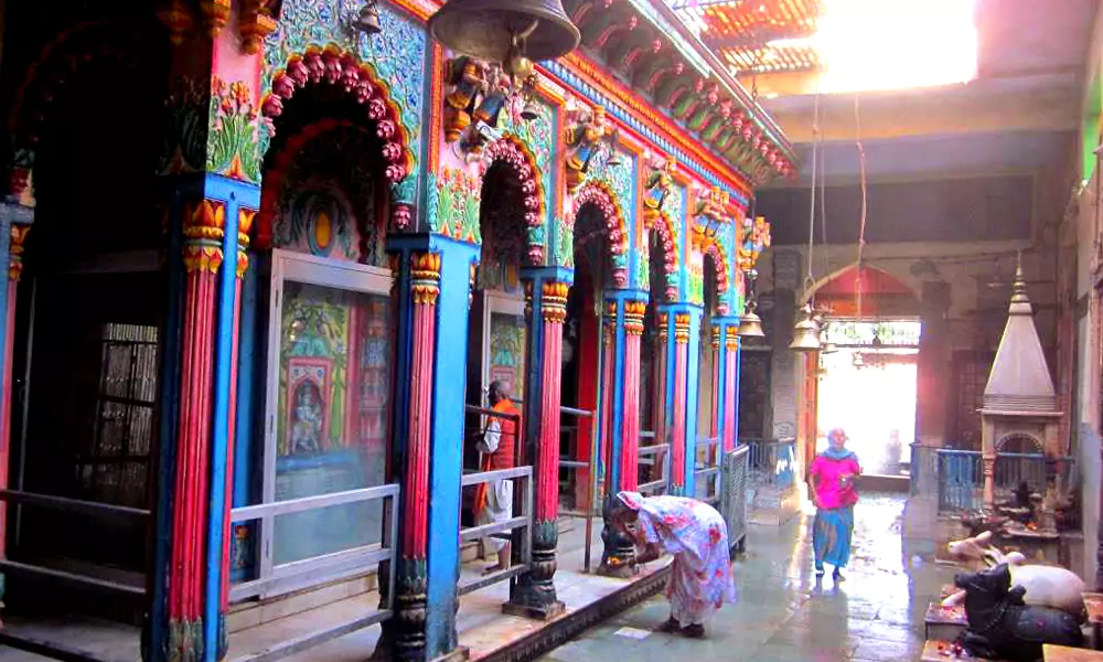 Nageshwarnath Temple